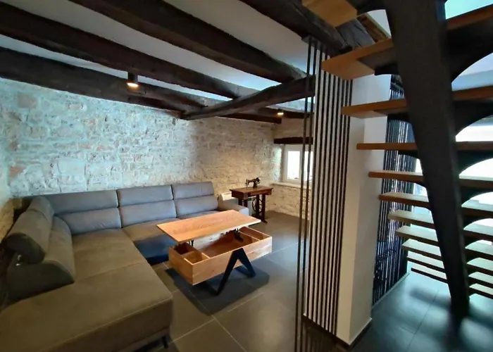 Galant With Pool & Sauna Maru Ini Villa *