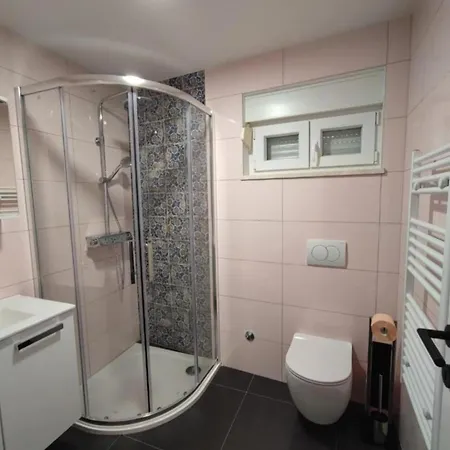 Galant With Pool & Sauna Maru Ini * Maruzini